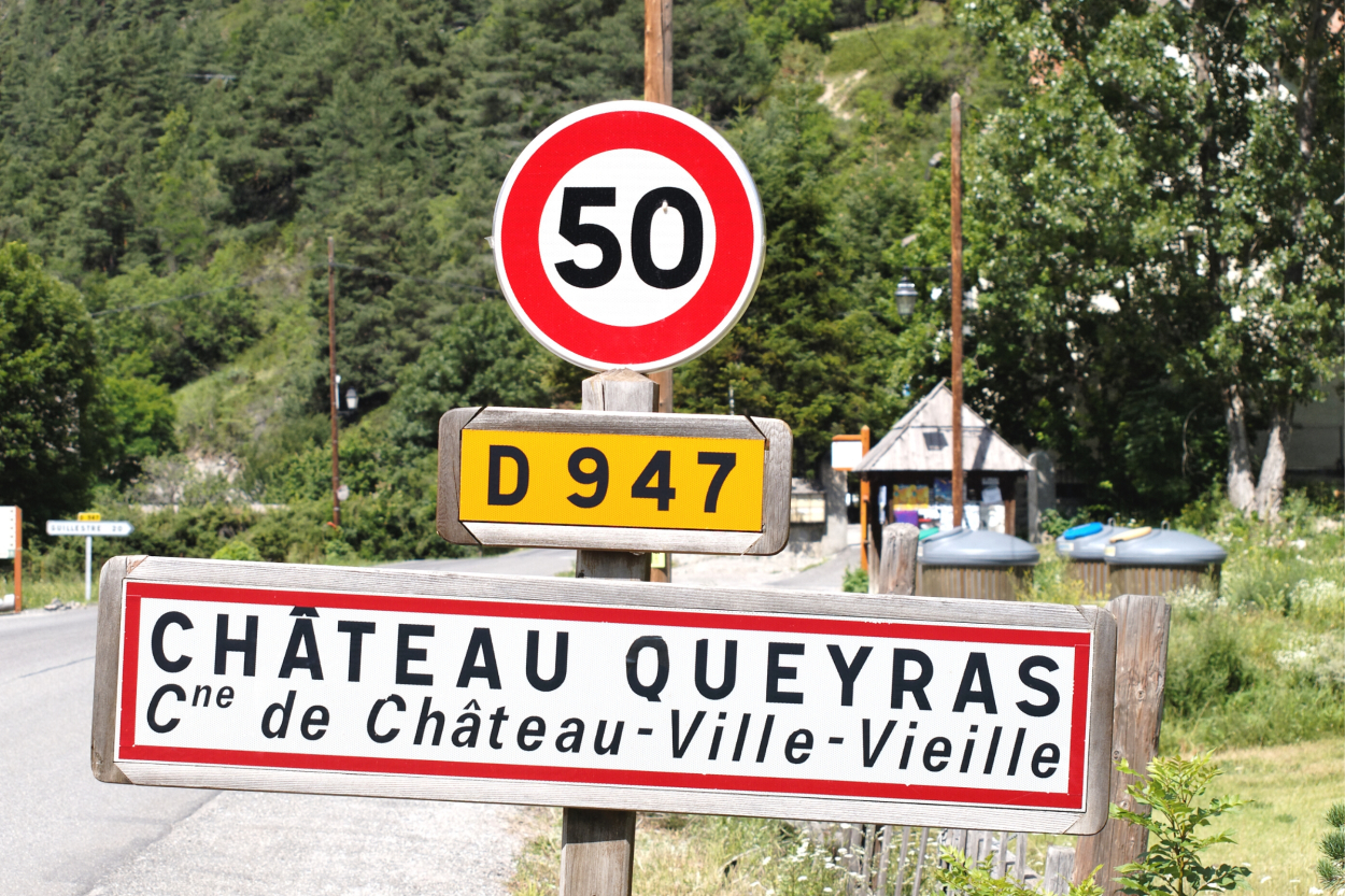 Driving in France: Guide for Tourists