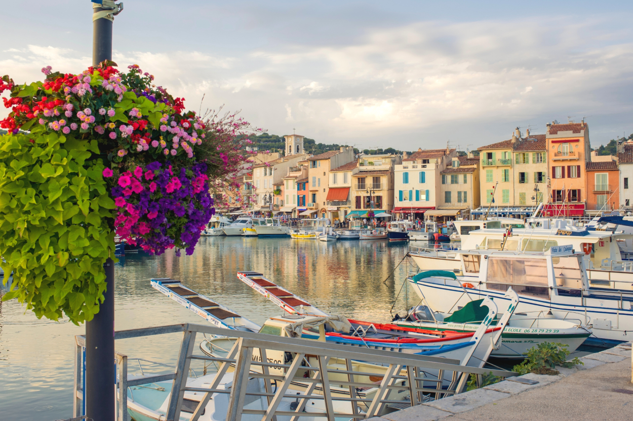 Best Things to Do in Cassis, France + Hiking Calanques